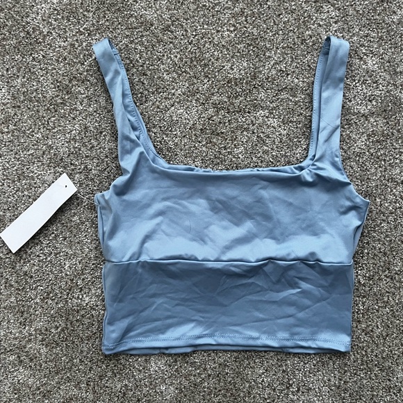 NWT Y2K inspired cropped tank top - Picture 2 of 3